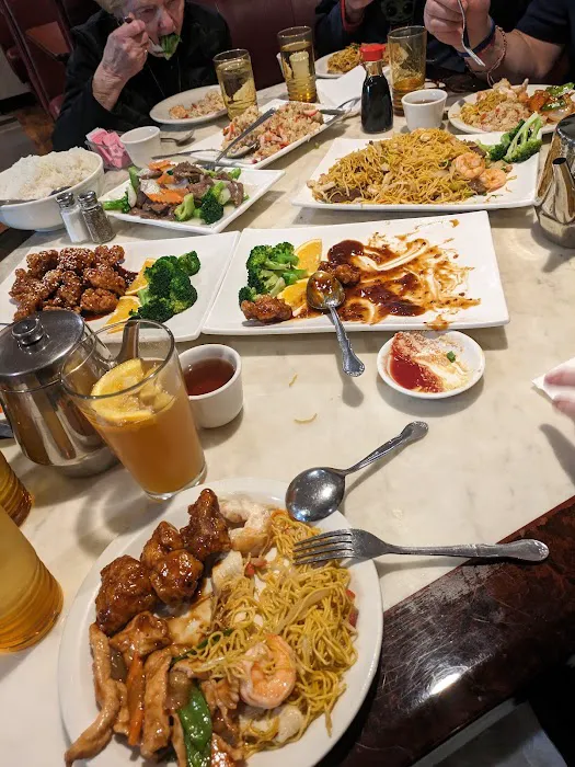 Hong Kong Garden Restaurant 3