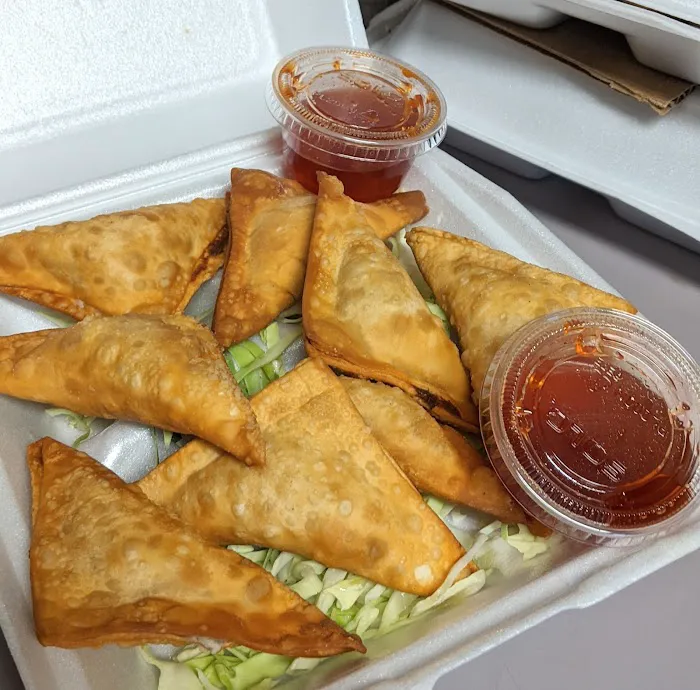 Q Q Li's Chinese Cuisine 5