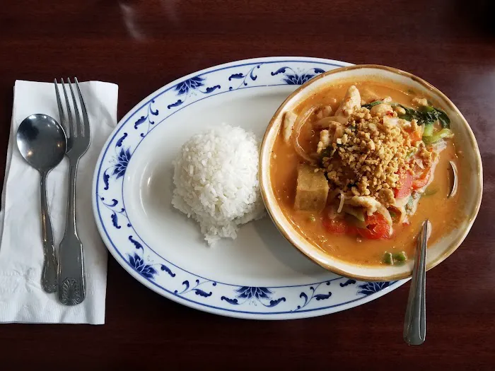 Asian Bistro Restaurant 8
