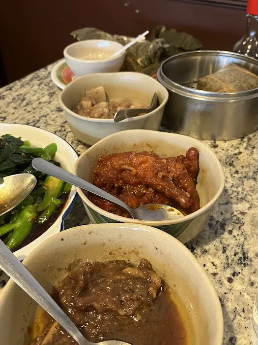 LuLu Chinese & Dim Sum 10