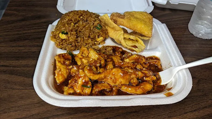 Grand Wok Chinese Kitchen 1