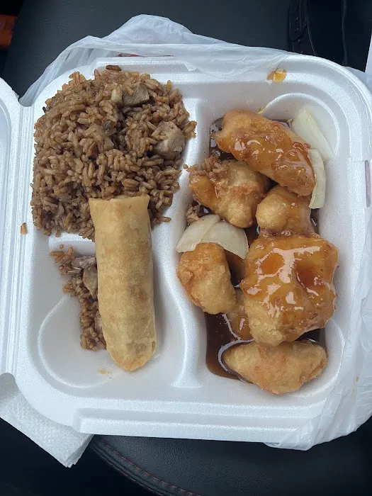 Ho's Chinese Restaurant 1