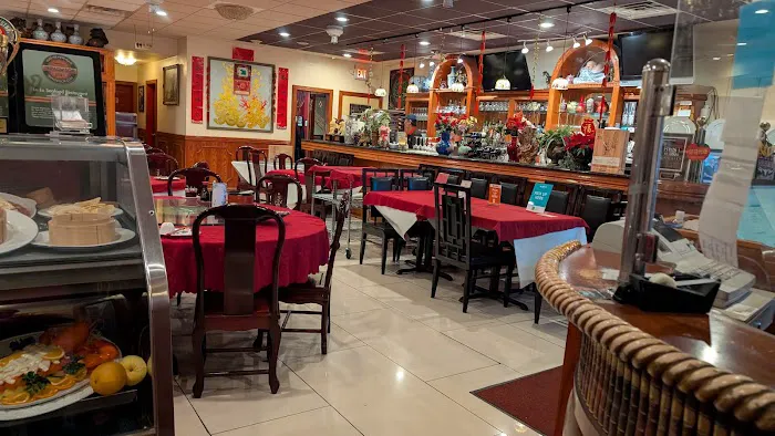 Lu Lu Seafood & Dim Sum 6