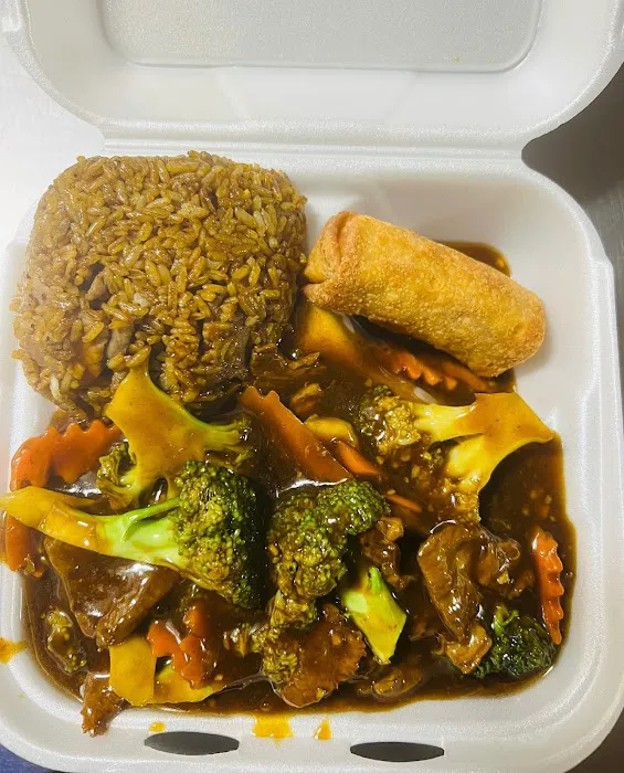 Golden House Chop Suey 1