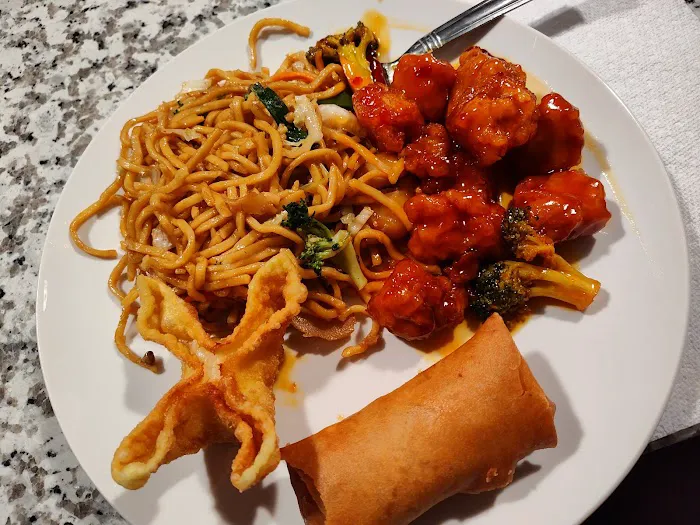 New Ho's Chinese Kitchen 7