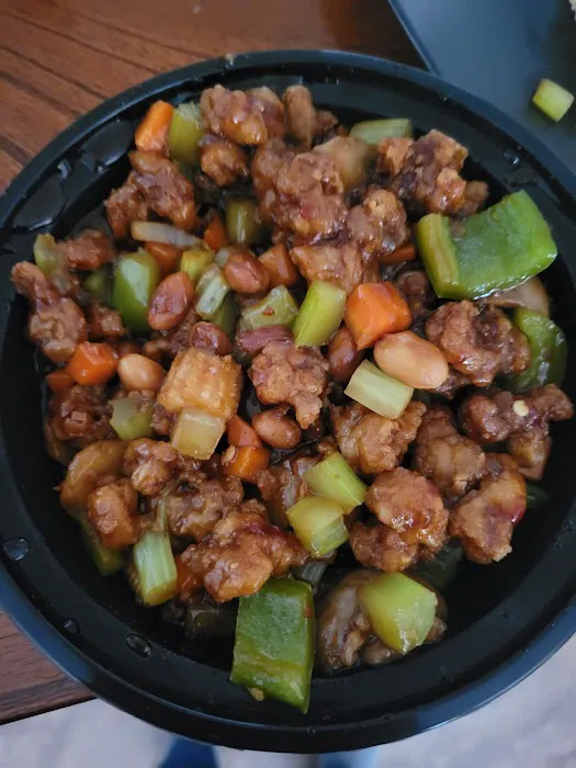 New Ho's Chinese Kitchen 10