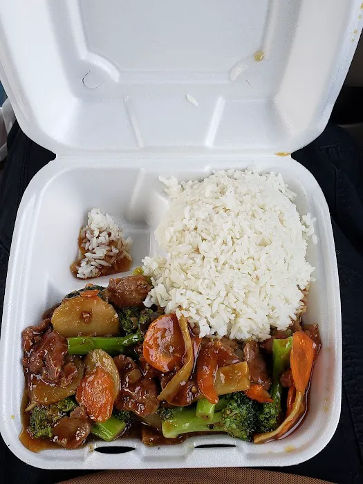 China Wok Chinese Restaurant 8