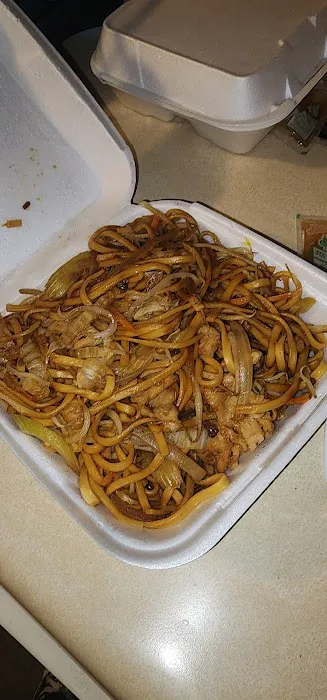 lucky chop suey restaurants 3
