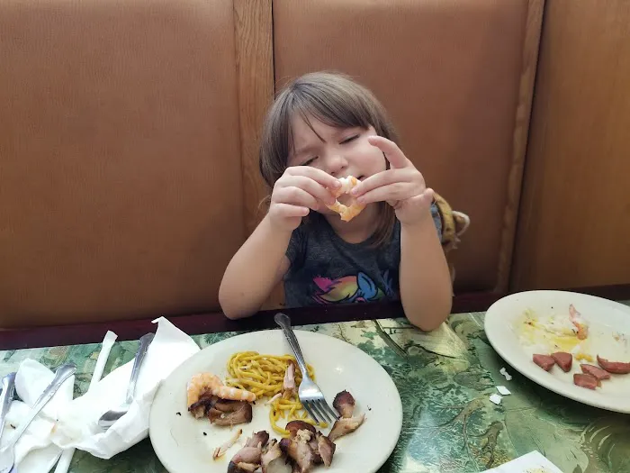 Easy Buffet & Grill 9