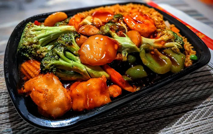 Happy China Restaurant 3