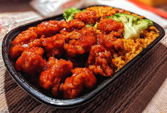 Happy China Restaurant 4
