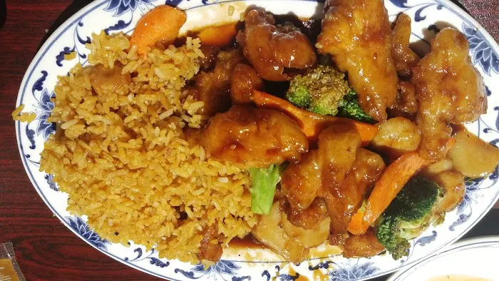 Canton Garden Restaurant 3