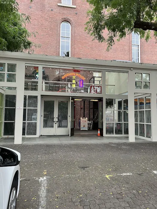 Mandarin House 6