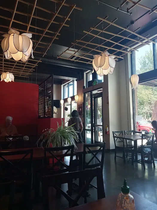 Ling Garden Restaurant 4