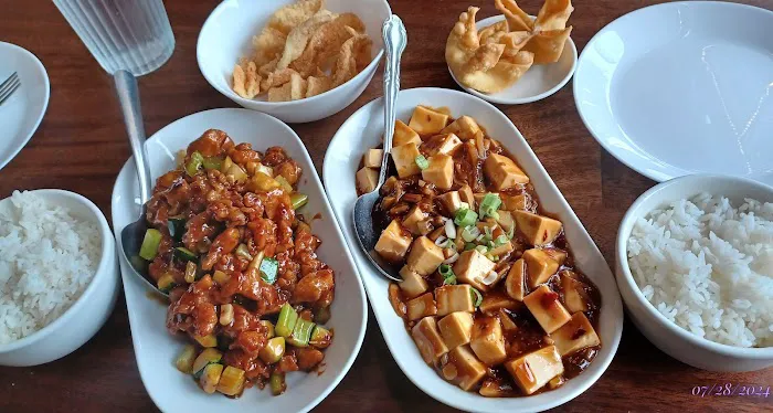 Ling Garden Restaurant 6