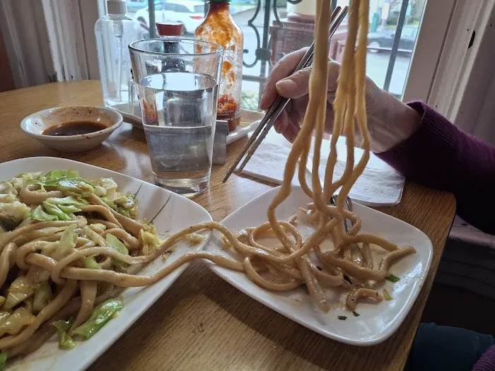Frank's Noodle House 5