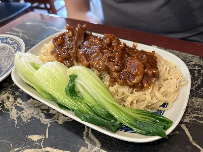 Frank's Noodle House 8