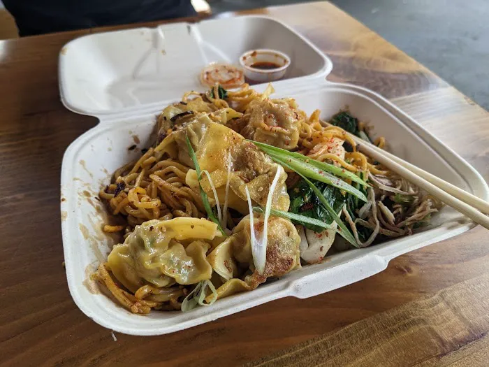 Mama Chow's Kitchen 4