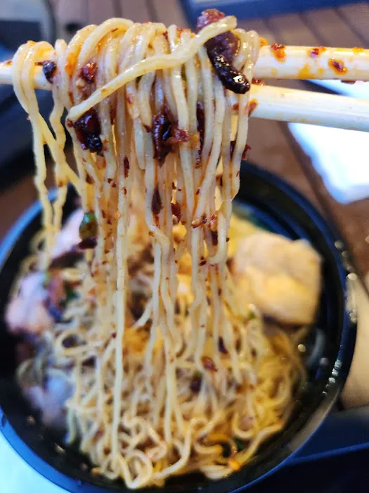 Mama Chow's Kitchen 7