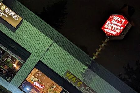 Yen's Chinese Restaurant