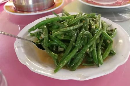 Powell's Seafood Restaurant