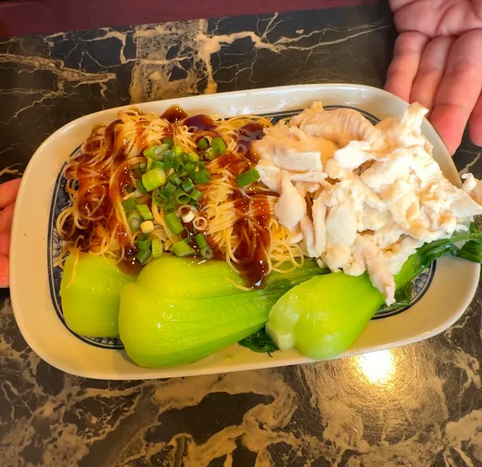 Kenny's Noodle House 8