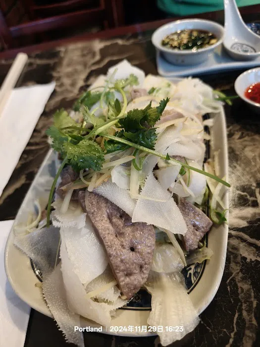 Kenny's Noodle House 6