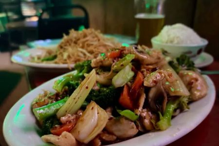 Happy House Chinese restaurant and lounge