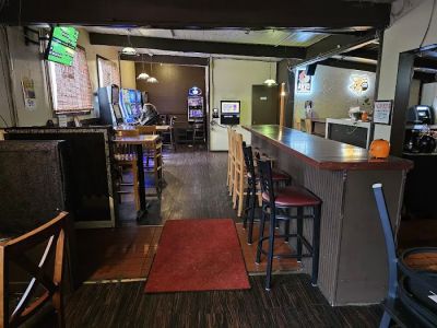 Lucky House Restaurant & Lounge 0