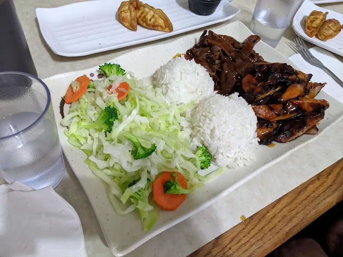 Lee's Teriyaki 7
