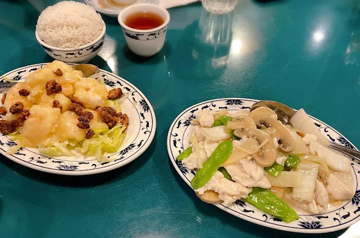 Wu's Open Kitchen 3