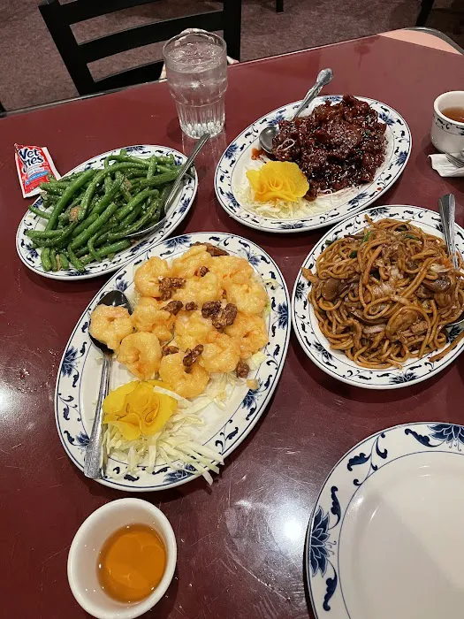 Wu's Open Kitchen 7