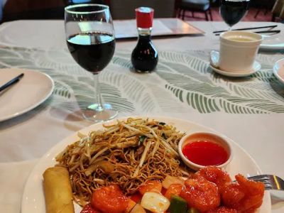 East Harbor Restaurant 0