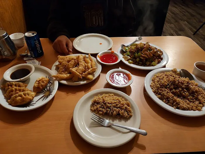 Wally's Chinese Kitchen 9