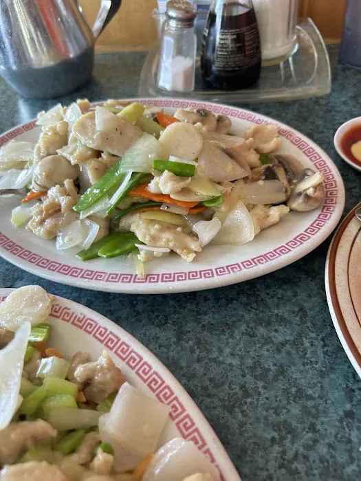 Happy Family Restaurant 5