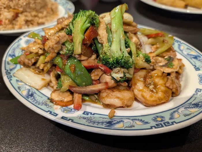 Mr. Chen's Chinese Kitchen 7