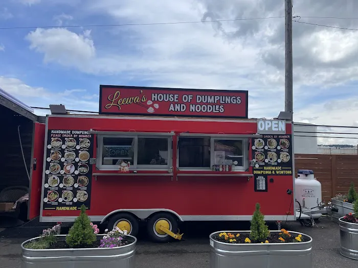 Leewa's House of Dumplings and Noodles 2