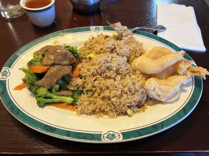 Happy Family Chinese & American Restaurant 4