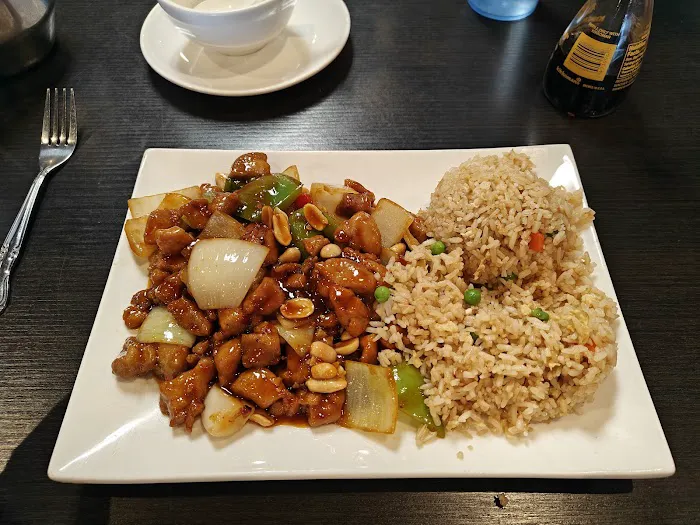 Szechuan Brothers Chinese Restaurant 6