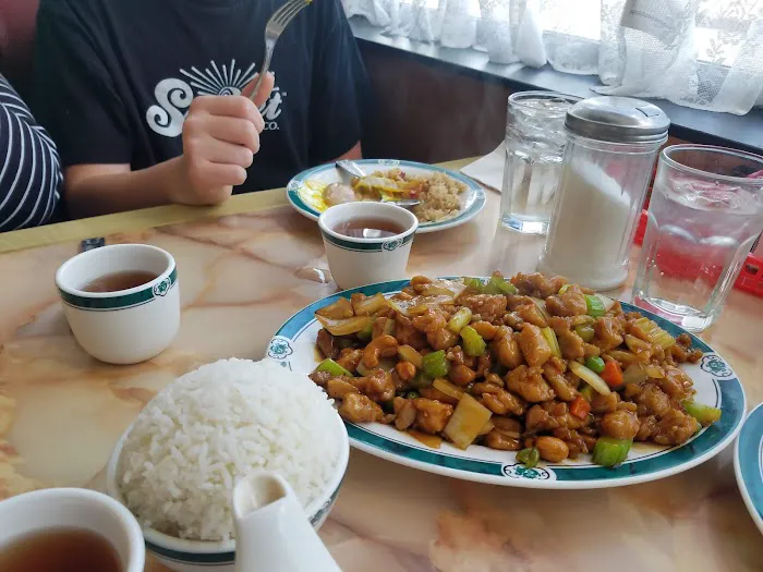 Mandarin China Restaurant 10