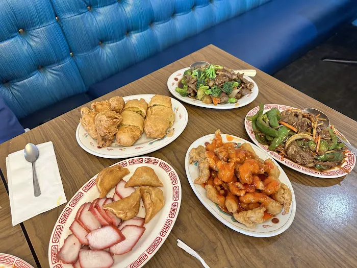 Blue Willow Restaurant 4