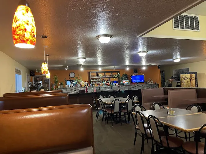 Oriental Chinese & Sushi Restaurant 4