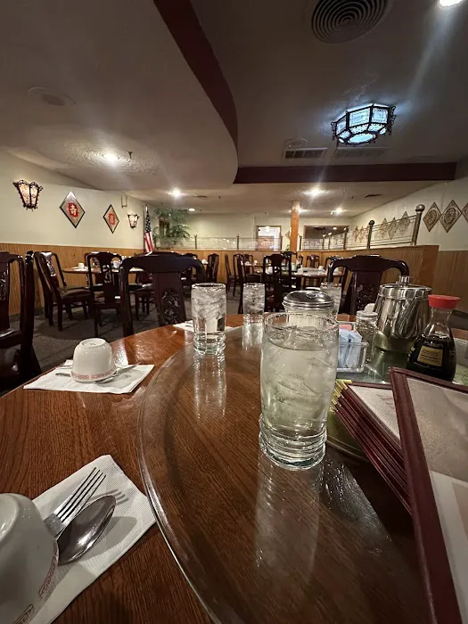 Lum-Yuen Restaurant 2