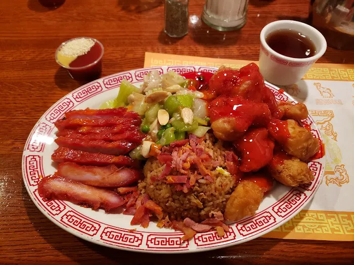 Lum-Yuen Restaurant 3