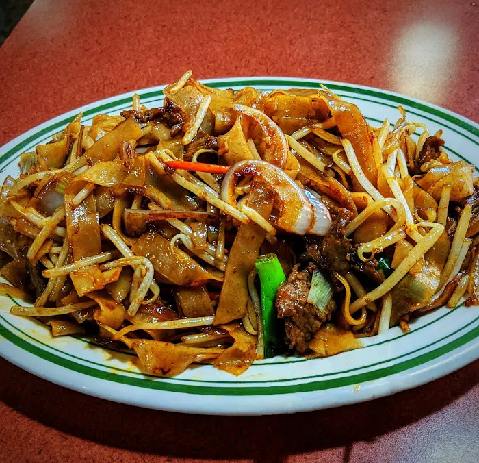 Lucky Garden Chinese Restaurant 6