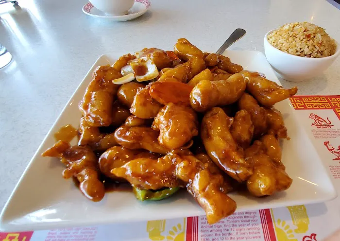 Gold Dragon Restaurant 10