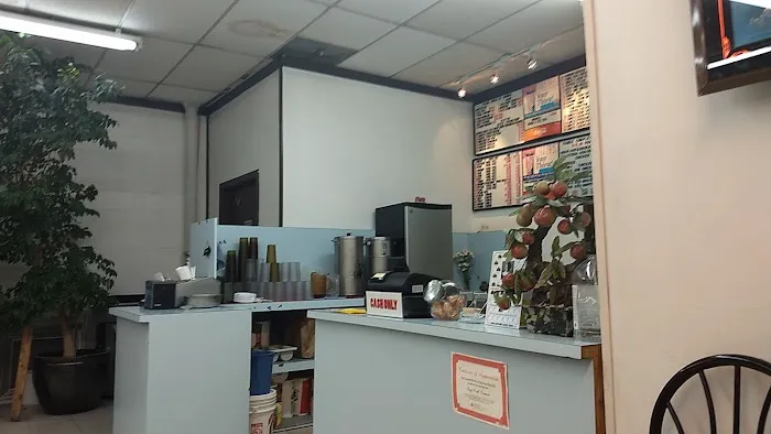 Egg Roll Express Restaurant 7