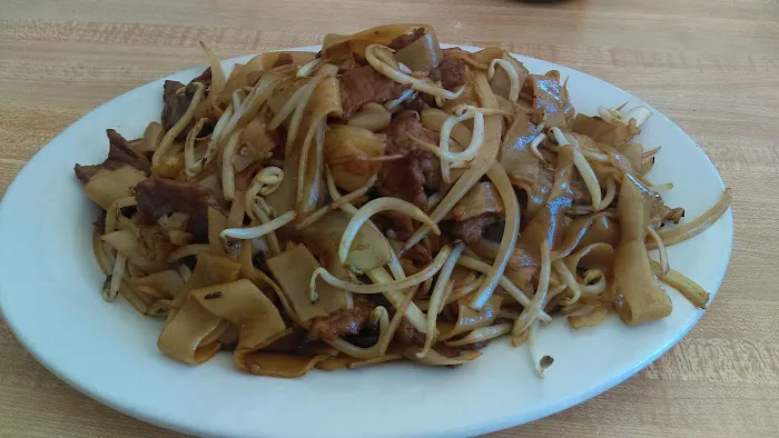 Egg Roll Express Restaurant 8