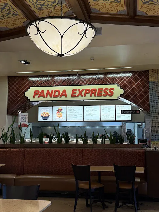 Golden Dragon Restaurant 2