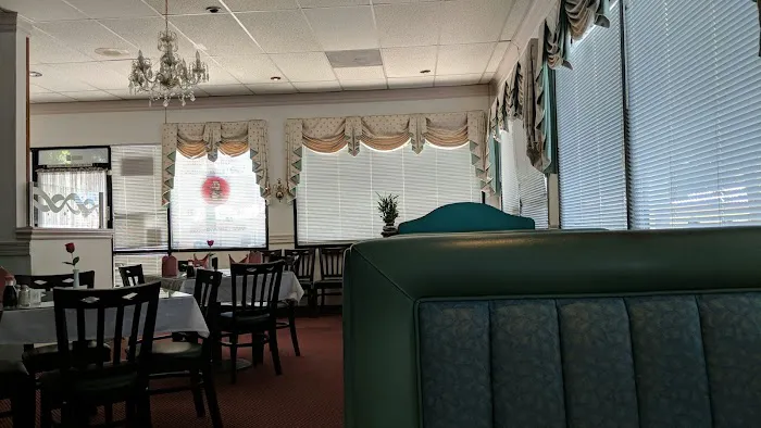 Hunan Yuan Restaurant 2